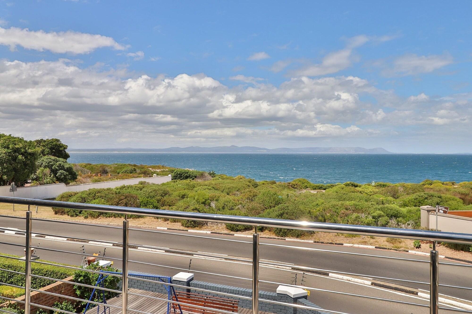 הרמנוס The Whale'S Tale Guesthouse מראה חיצוני תמונה